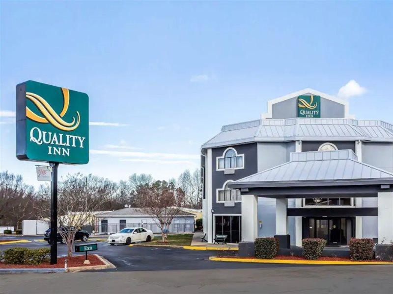 Quality Inn & Suites Salisbury Esterno foto